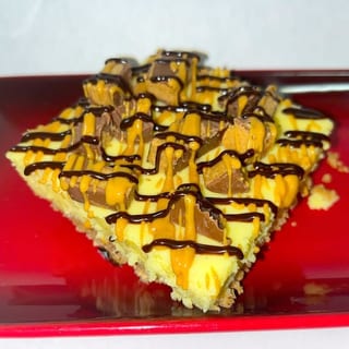 Lees All Famous Reeses Homemade Cheese Cake