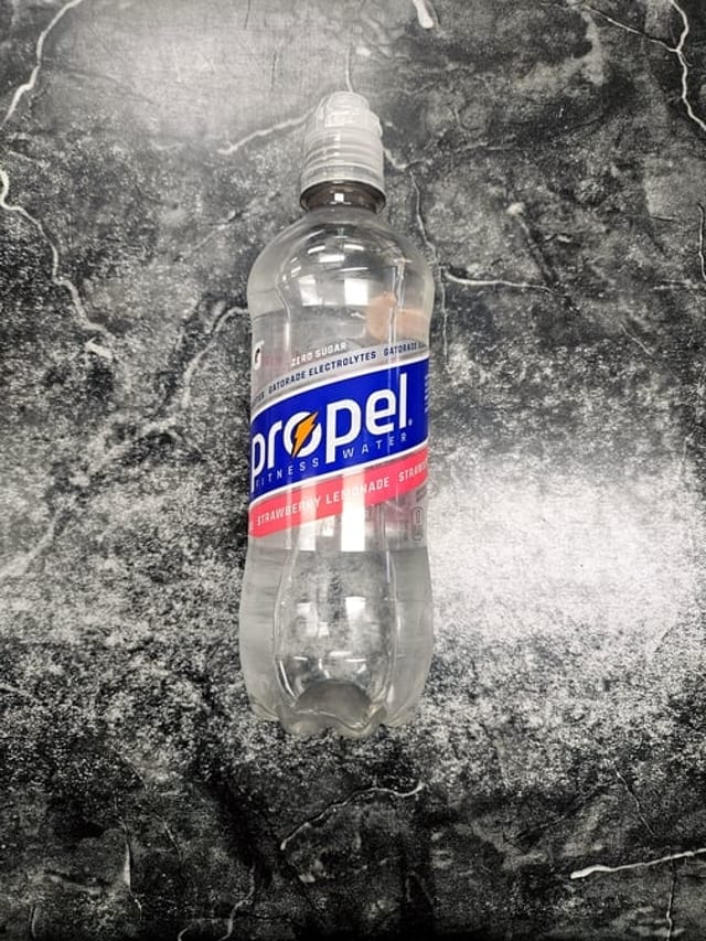 Propel Fitness Water Strawberry Lemonade 20 Oz Zero Sugar.